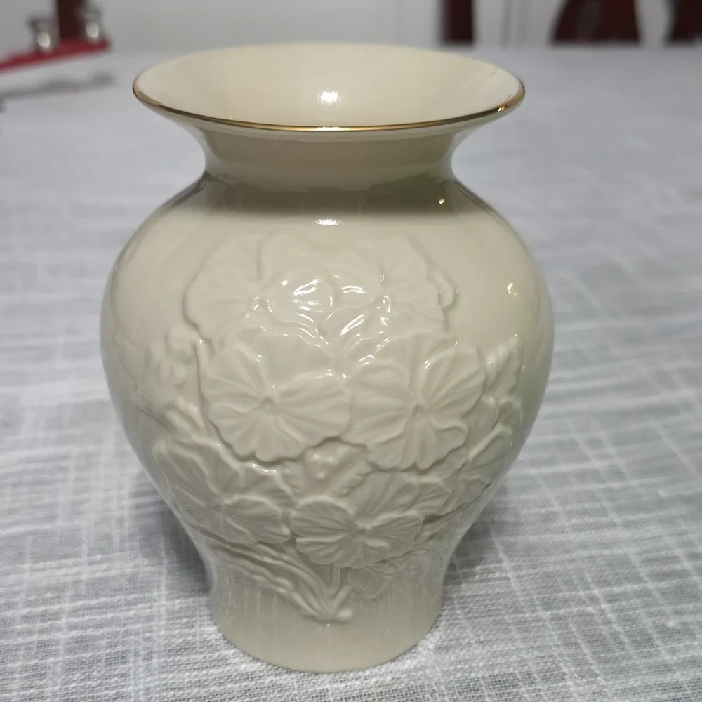 Lenox Perfect Pansies Fine Ivory China Vase Raised Relief Floral Bottle 1997 LE